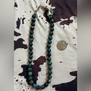 Turquoise bead necklace